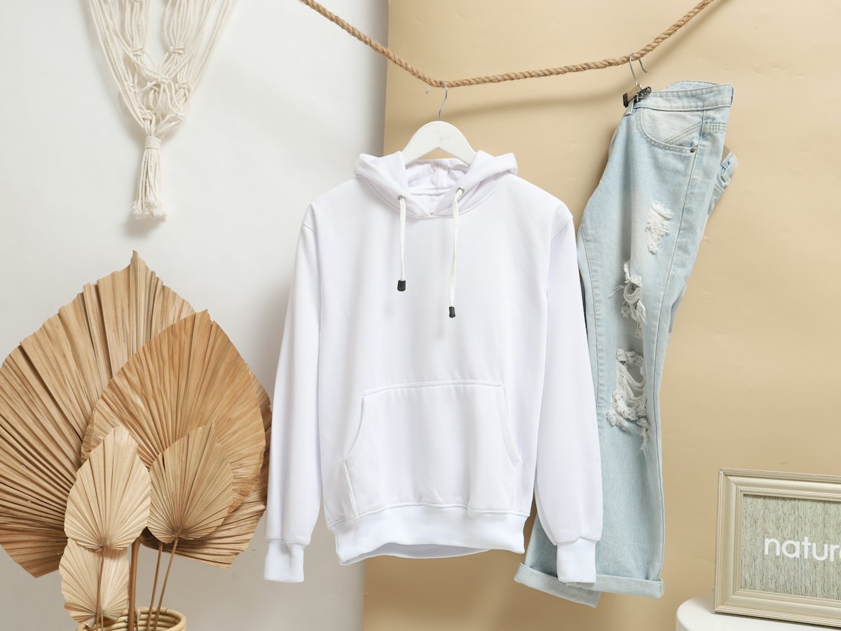 Women's Hoodies & Sweatshirts